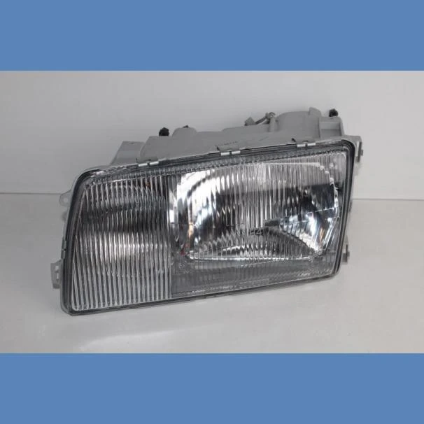 MERCEDES BENZ W126 RHS 1982-1996  HEADLAMP FOR SALE IN KENYA
