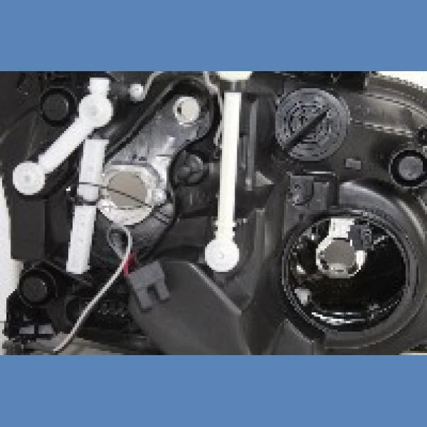 VW Amarok TDI LH Headlight For Sale in Kenya (2010-2013)