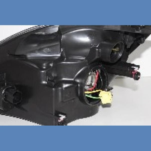 Ford Fiesta RH Electric Headlight For Sale in Kenya (2003-2006)