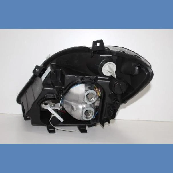 Mercedes-Benz Sprinter W906 RF Headlight For Sale in Kenya (2006-2013)