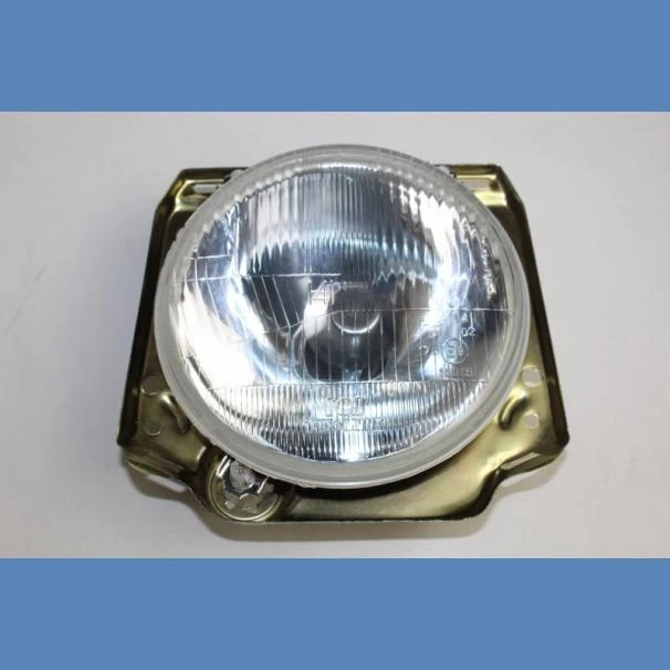 VW GOLF 2 1984-1992 1.8 OUTER HEADLIGHT LEFT/RIGHT FOR SALE IN KENYA