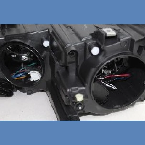 VW Tiguan RH Headlight For Sale in Kenya (2012-2016)