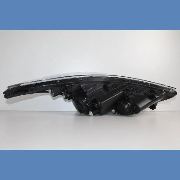 Hyundai Elantra J7 LF Headlamp For Sale in Kenya