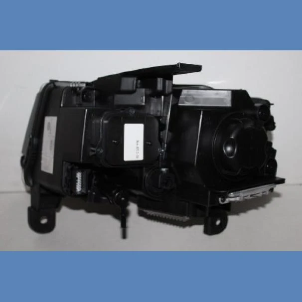 Jeep Grand Cherokee RF Headlamp WK2 For Sale in Kenya (2014-2020)