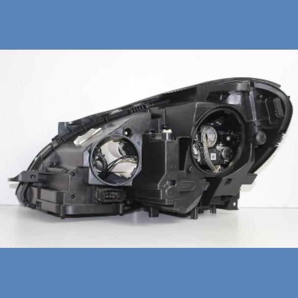 Mercedes-Benz W205 RF Single Xenon Headlight For Sale in Kenya