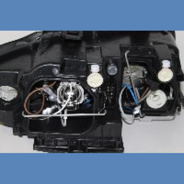 Audi A4 1.8 LHS Headlamp For Sale in Kenya (2000-2008)