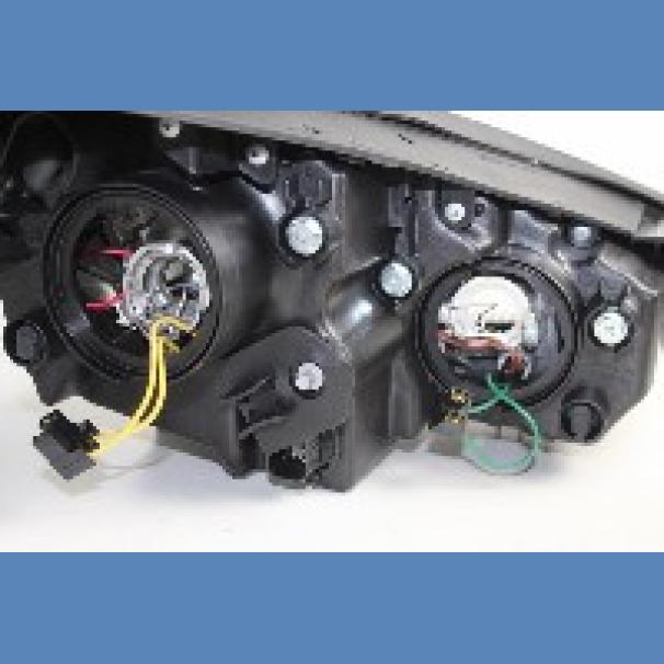 Hyundai ix35 Headlamp LF NS Projection Type For Sale in Kenya