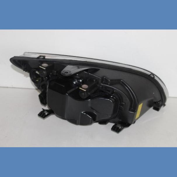 Ford Focus ST  LHS Headlight For Sale in Kenya (2007)