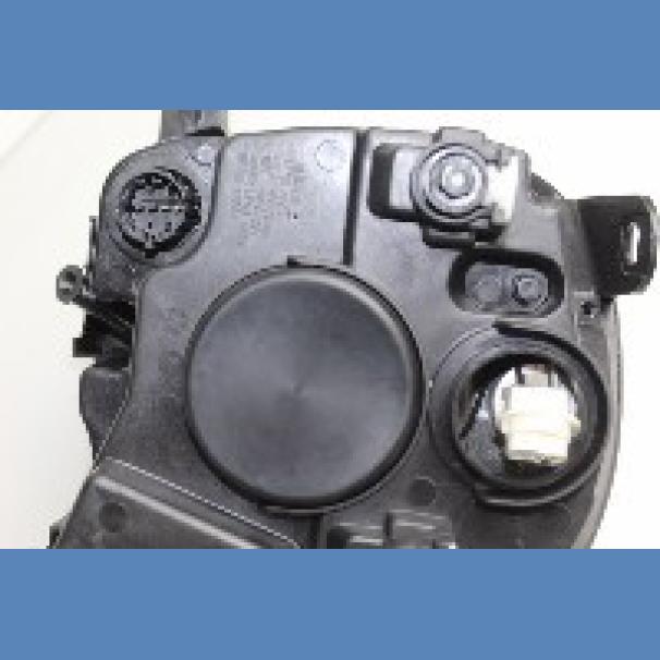 Fiat 500 Upper Right Hand Headlight For Sale in Kenya (2012)