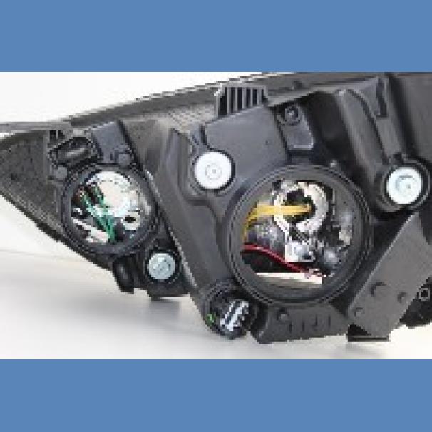 Hyundai i20 Headlamp RF For Sale in Kenya (2012-2015)