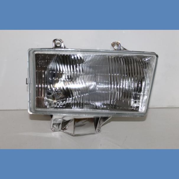 2002 FORD RANGER 2.0D  RH HEADLIGHT FOR SALE IN KENYA