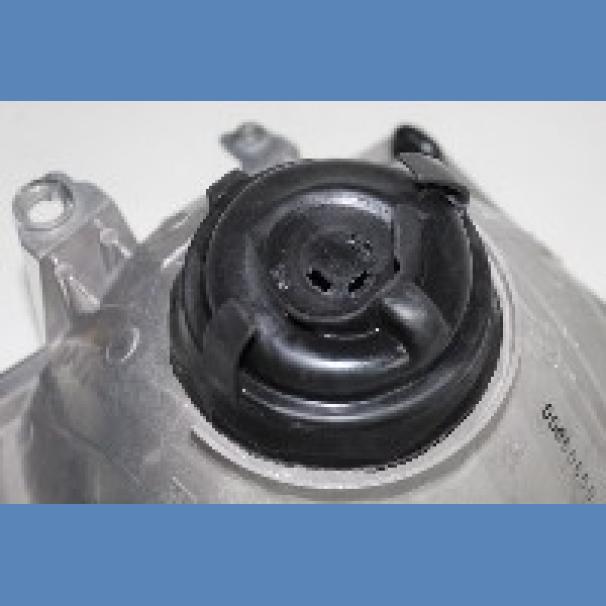 Ford Ranger RH Headlight For Sale in Kenya (2001)