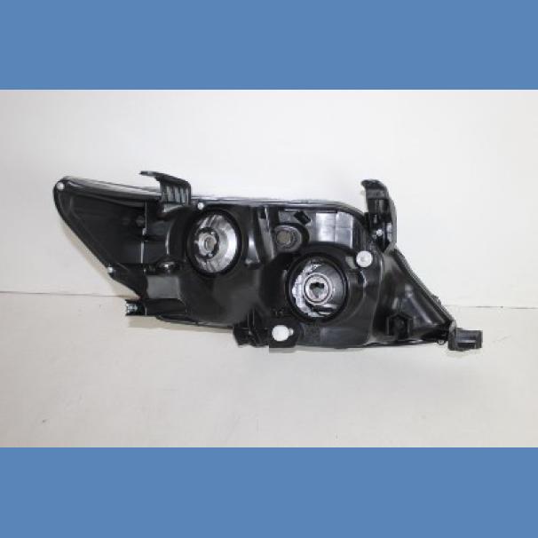 Toyota Fortuner 2011–2013 Left-Hand Side Headlight for Sale in Kenya