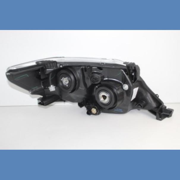 Toyota Fortuner 2009–2015 Headlight for Sale in Kenya