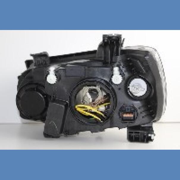 Chevrolet Sonic 2013 Right‑Hand Side  Headlight for Sale in Kenya