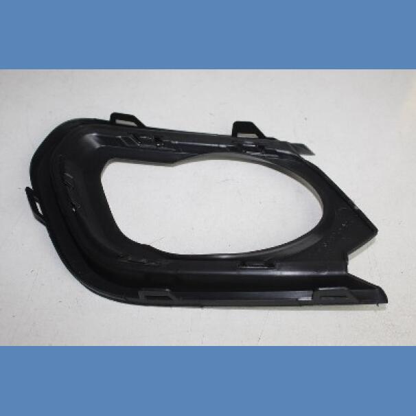 Renault Sandero 2017 Right Front Fog Light Grille For Sale in Kenya