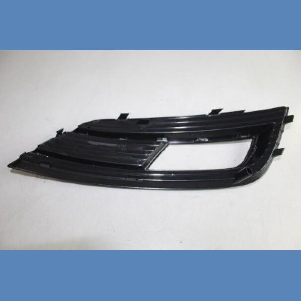 Audi A4 2012–2016 Left Front Fog Lamp Cover For Sale in Kenya