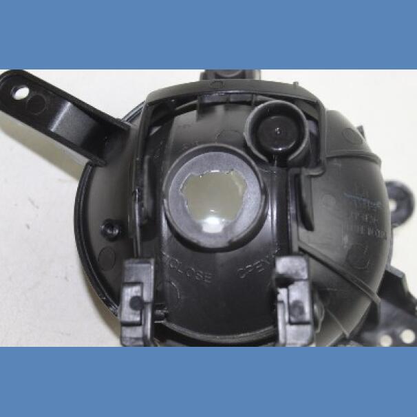 Chevrolet Cruze 2014 Left Front Fog Lamp & Chrome Bezel Set For Sale in Kenya