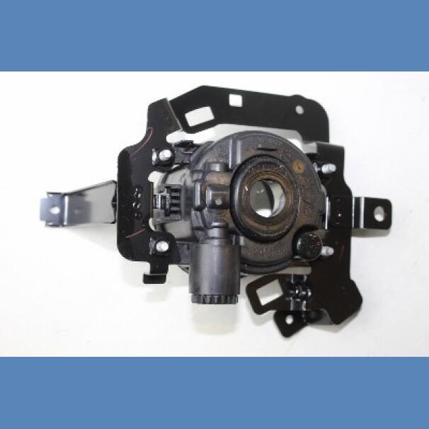 Mitsubishi Triton 2012 Right Front Fog Lamp For Sale in Kenya