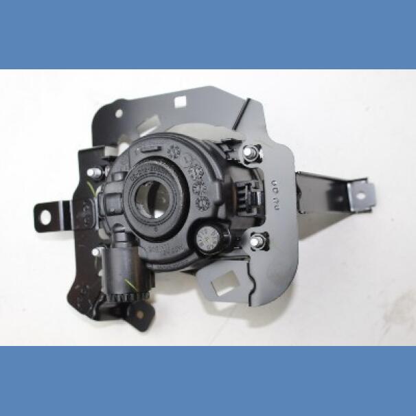 Mitsubishi Triton 2012 Left Front Fog Lamp For Sale in Kenya