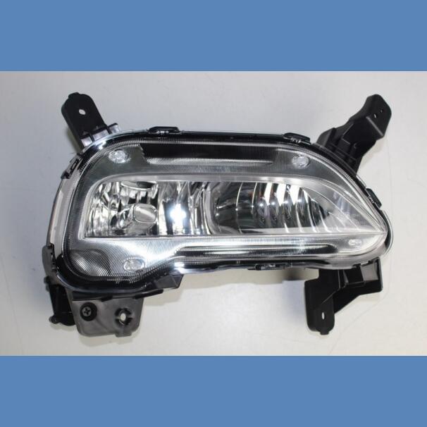 Hyundai H1 2018 Right Front Fog Lamp For Sale in Kenya