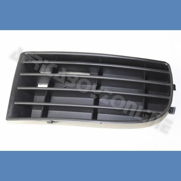 VOLKSWAGEN GOLF 5 2004 FOG LAMP COVER W/O/H RH