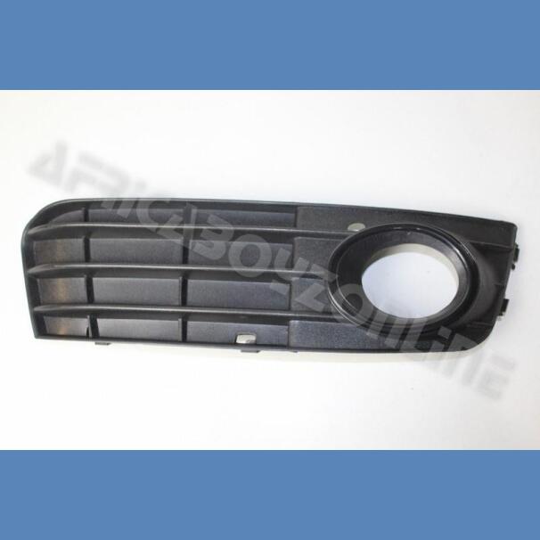 AUDI A4 B8 2010 FOG LAMP COVER RH