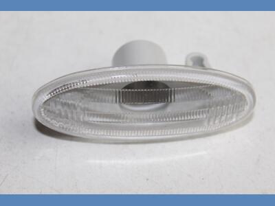 NISSAN Dualis and Qashqai Wing Indicator Light in Kenya  