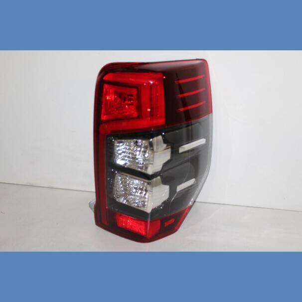 MITSUBISHI TRITON TAIL LIGHT RH For Sale in Kenya