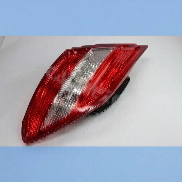 Mercedes-Benz W204 Taillight For Sale in Kenya - Right (2007-2011)
