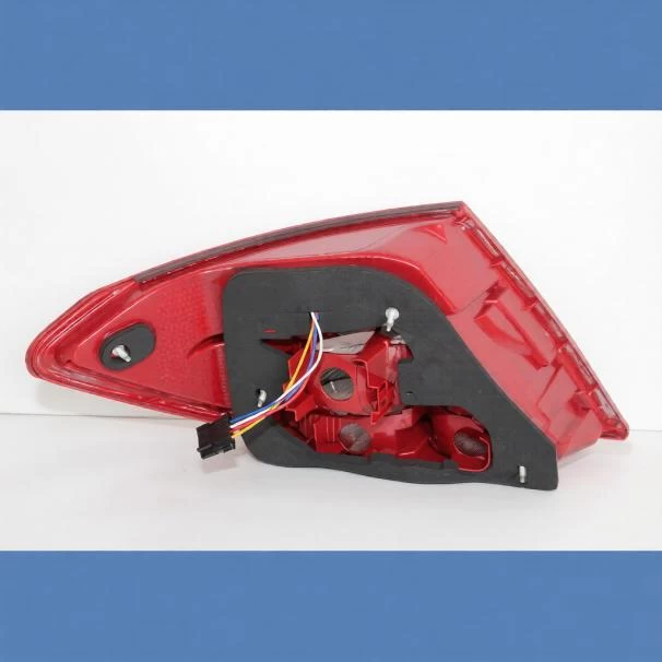 Mercedes-Benz W204 Taillight For Sale in Kenya - Right (2007-2014)