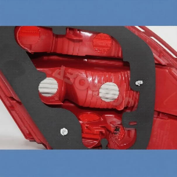 Mercedes-Benz W204 Taillight For Sale in Kenya - Right (2007-2014)