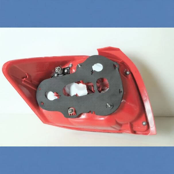 Toyota Auris Taillight For Sale in Kenya - Right(2006-2012)