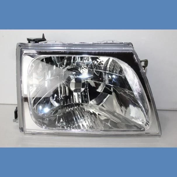  2002-2005 TOYOTA HILUX 3.0 RH HEADLIGHT FOR SALE IN KENYA