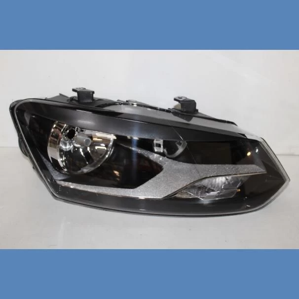 2009 VOLKSWAGEN POLO 6 1.4I  RH HEADLIGHT FOR SALE IN KENYA