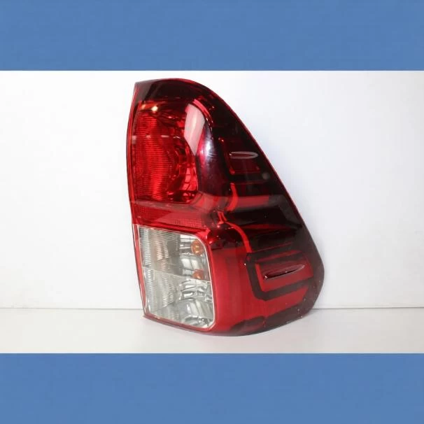 TOYOTA HILUX TAIL LAMP RH For Sale in Kenya