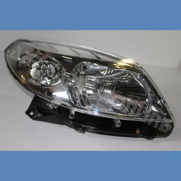 Renault Sandero StepWay Right Hand Headlamp 2009-2012