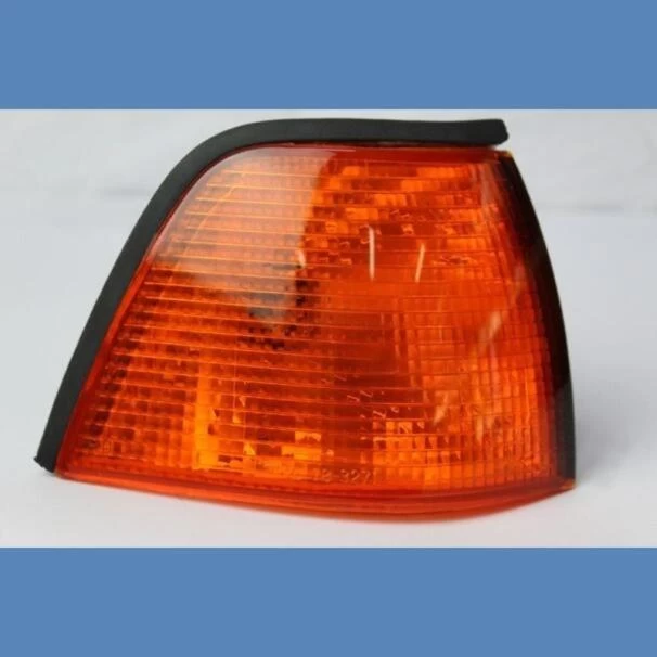 BMW E36 INDICATOR AMBER RF For Sale in Kenya