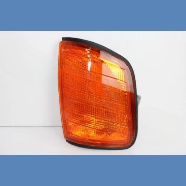 MERCEDES-BENZ W124 INDICATOR LAMP LH AMBER For Sale in Kenya