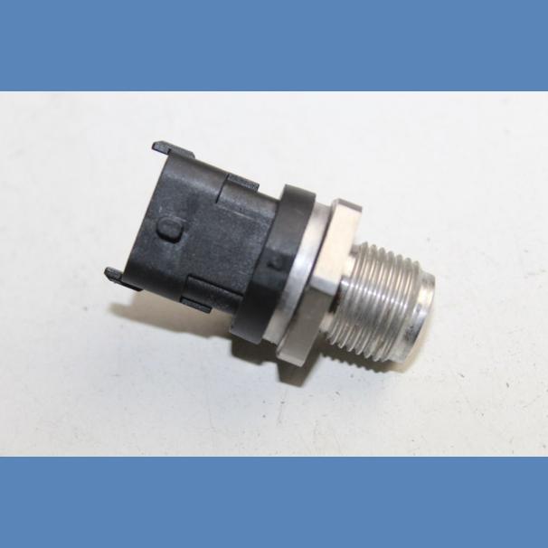 Jeep Cherokee Sport Fuel Pressure Sensor For Sale in Kenya (2008)