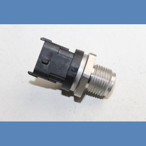 Jeep Cherokee Sport Fuel Pressure Sensor For Sale in Kenya (2008)