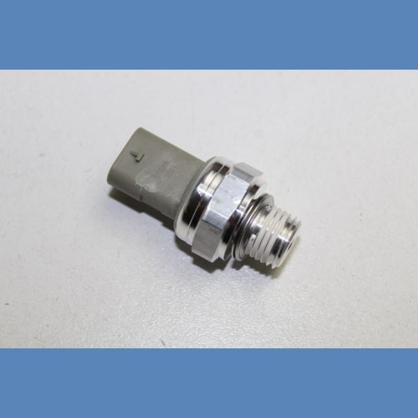 Fiat Strada Oil Pressure Sender Unit For Sale in Kenya (2005-2010)
