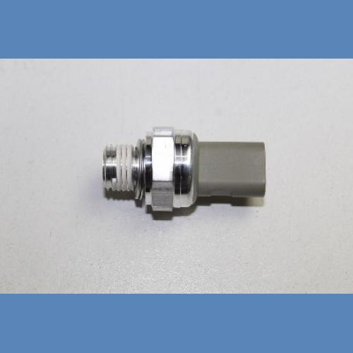 Fiat Strada Oil Pressure Sender Unit For Sale in Kenya (2005-2010)