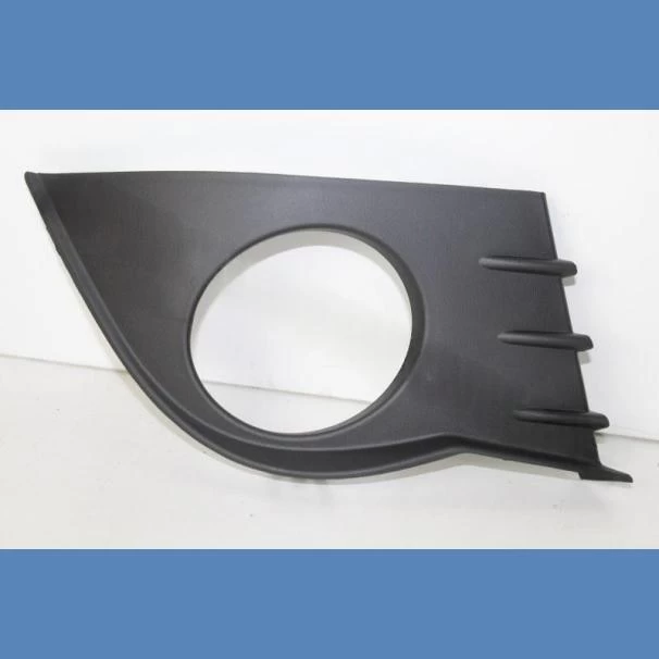 Renault Clio 3 Fog Lamp Cover in Kenya - Right (2005-2012)
