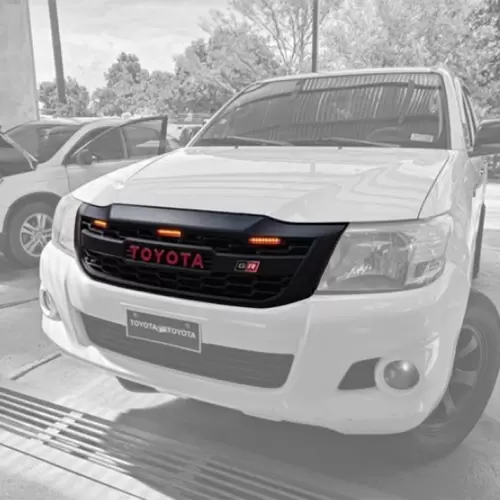 Toyota Hilux D4D GR Style Grille For Sale in Kenya (2012–2015)