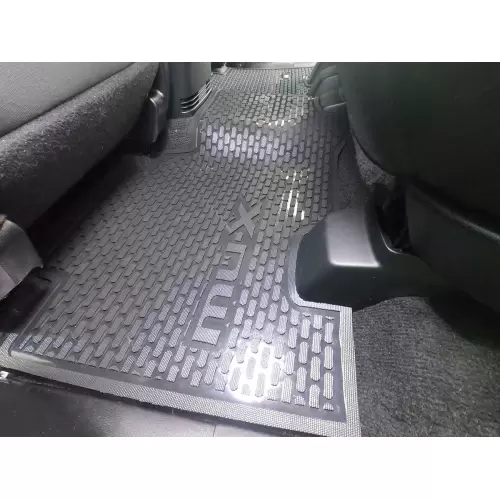 Isuzu MU-X Floor Mats for Sale in Kenya - Premium Quality(2021-Present)