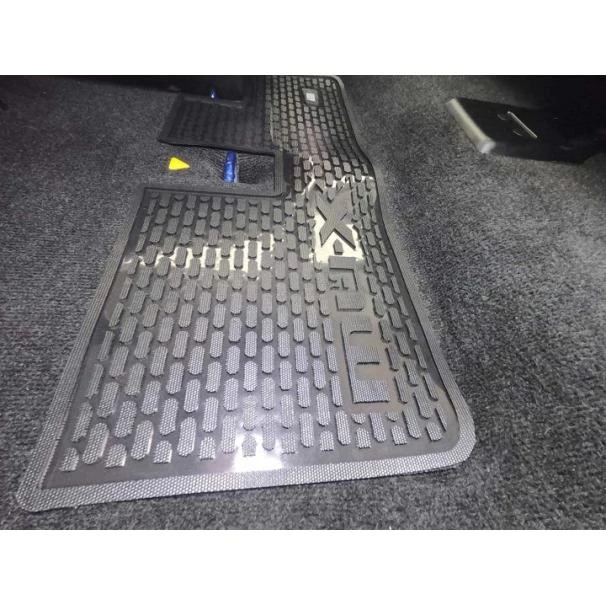 Isuzu MU-X Floor Mats for Sale in Kenya - Premium Quality(2021-Present)