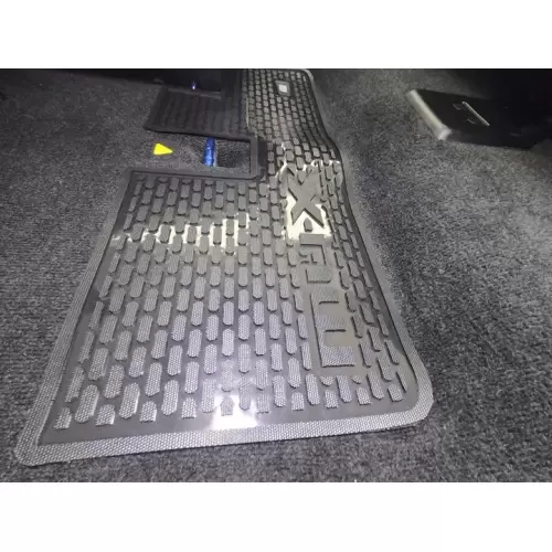 Isuzu MU-X Floor Mats for Sale in Kenya - Premium Quality(2021-Present)